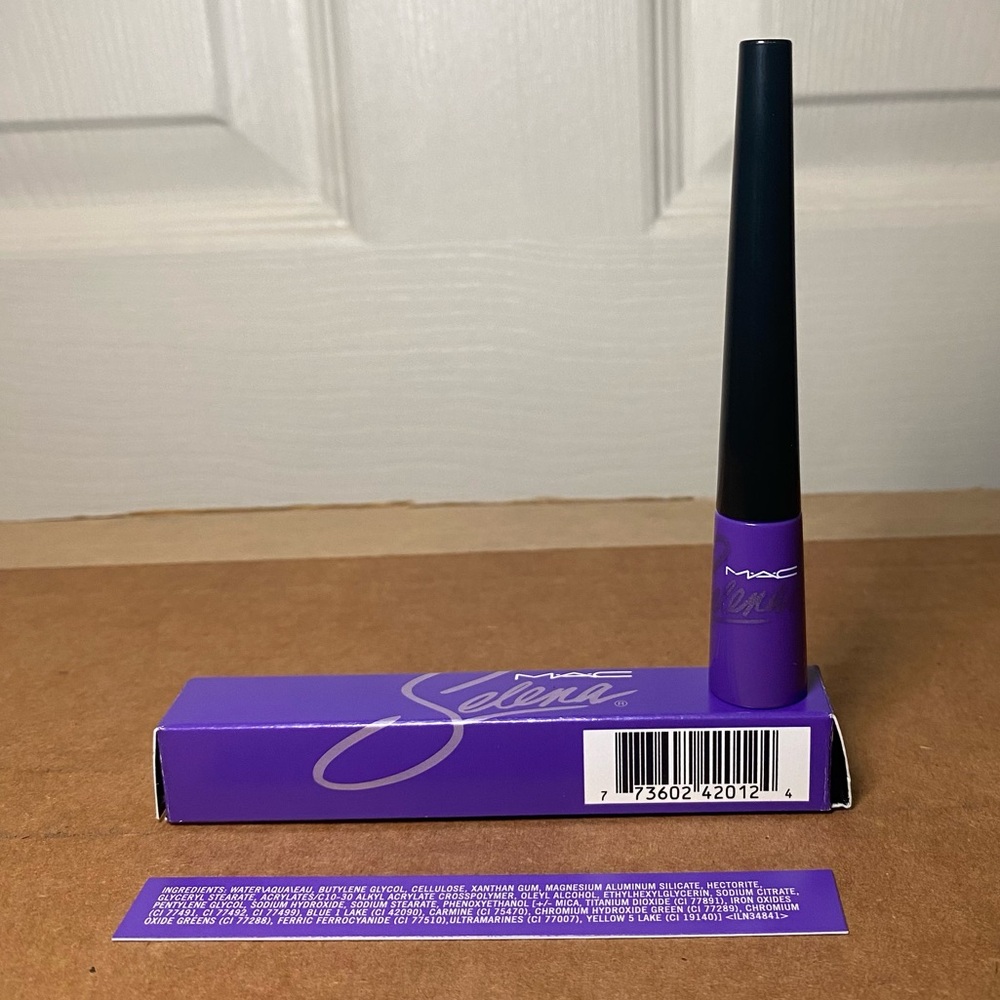 M•A•C Selena Liquid Eye Liner 💜